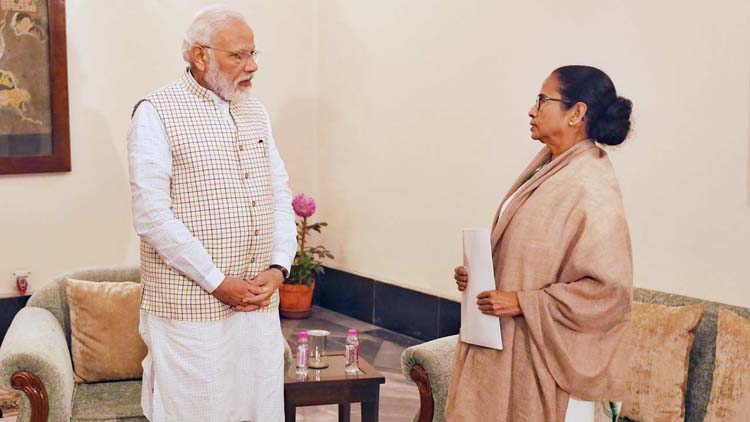 PM मोदी के साथ शुक्रवार को फिर बैठक में शामिल होंगी ममता